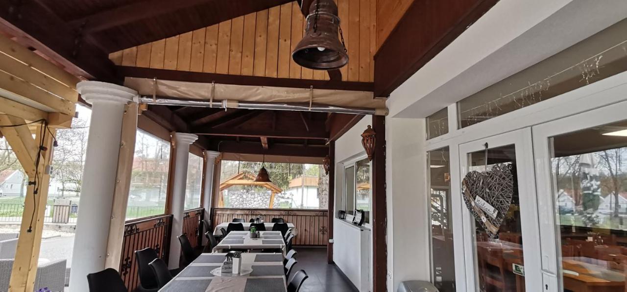 No Stress Panzio-Pizzeria-Sporttabor Bed and Breakfast Harkány Εξωτερικό φωτογραφία