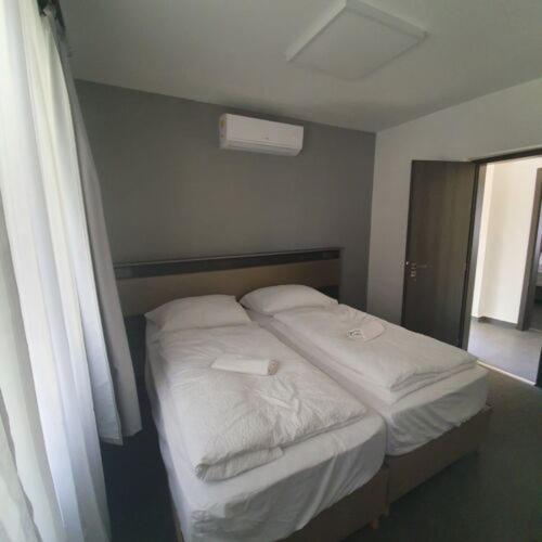 No Stress Panzio-Pizzeria-Sporttabor Bed and Breakfast Harkány Εξωτερικό φωτογραφία
