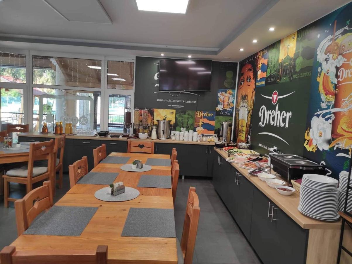 No Stress Panzio-Pizzeria-Sporttabor Bed and Breakfast Harkány Εξωτερικό φωτογραφία